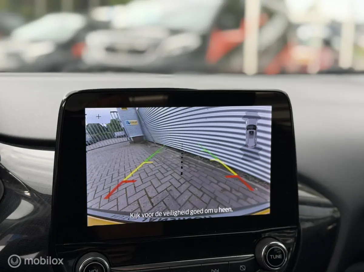 1.0 EcoBoost Titanium | Navi | Cruise | Camera |