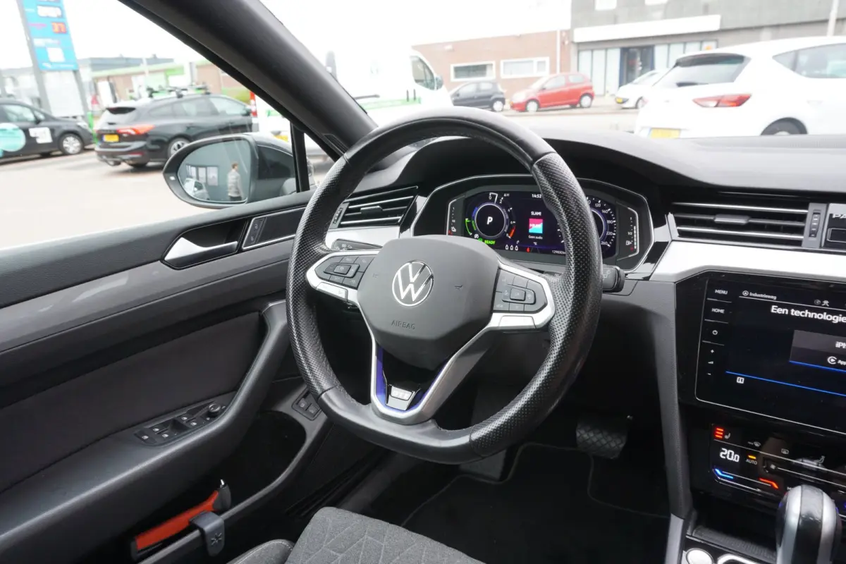 1.4 TSI PHEV GTE Business Automaat | Navigatie | Elek. pakket | Vol opties | Inruil mogelijk