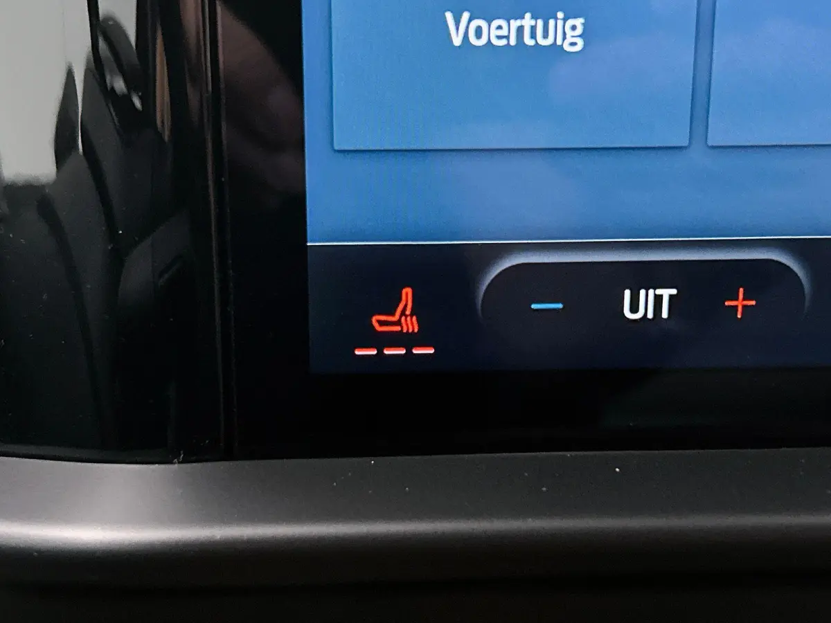 320 2.0 TDCI L2H1 Limited Automaat Airco Navigatie Cruise control Trekhaak