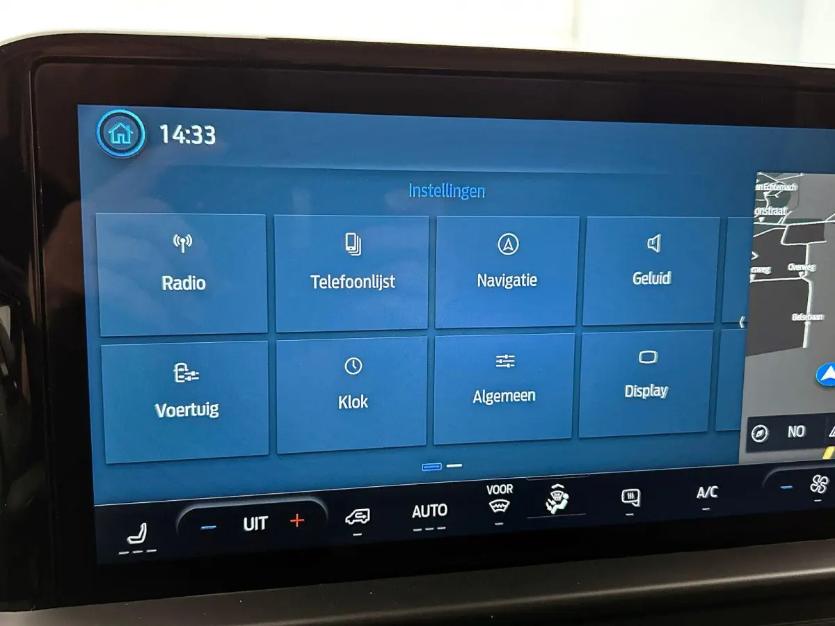 320 2.0 TDCI L2H1 Limited Automaat Airco Navigatie Cruise control Trekhaak