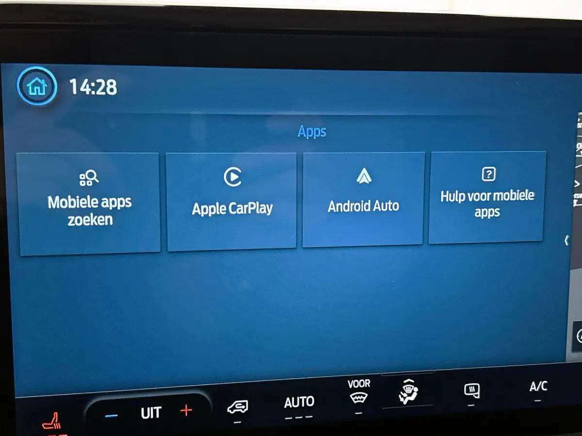 320 2.0 TDCI L2H1 Limited Automaat Airco Navigatie Cruise control Trekhaak