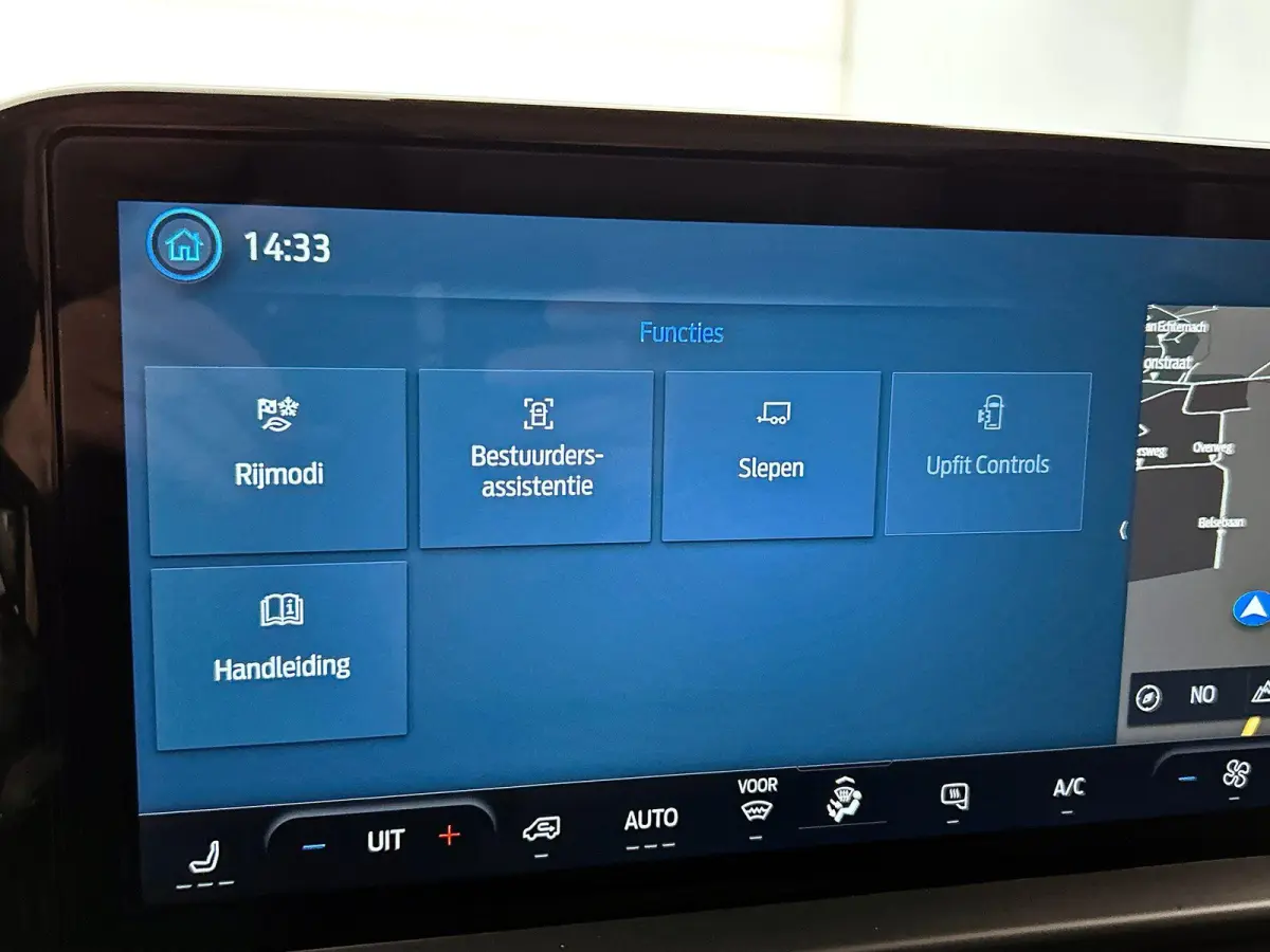 320 2.0 TDCI L2H1 Limited Automaat Airco Navigatie Cruise control Trekhaak