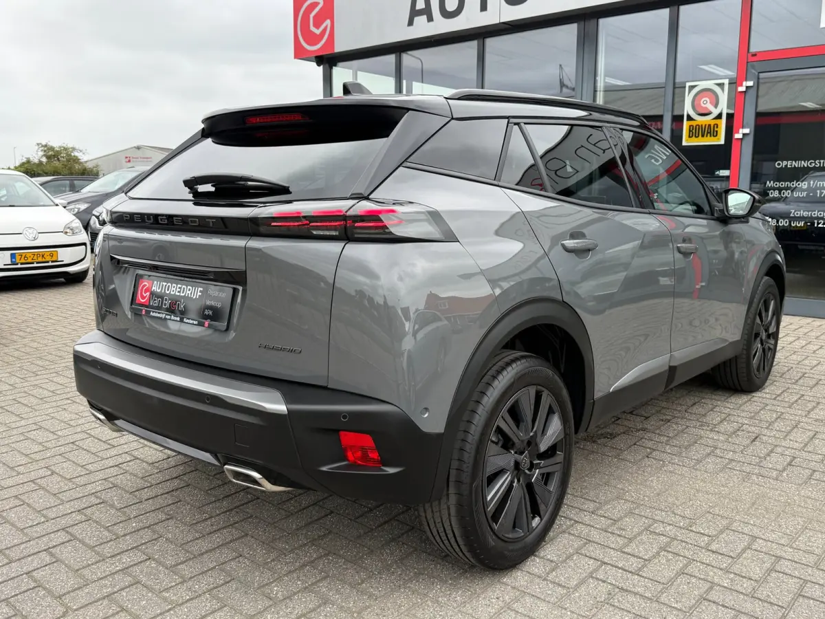 1.2 Hybrid 145PK GT | Alcantara | Dodehoekdetectie