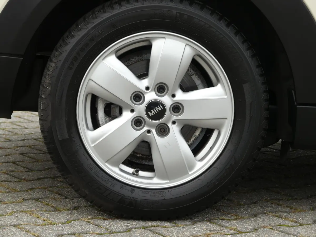 1.5 One Business Edition / Navigatie /