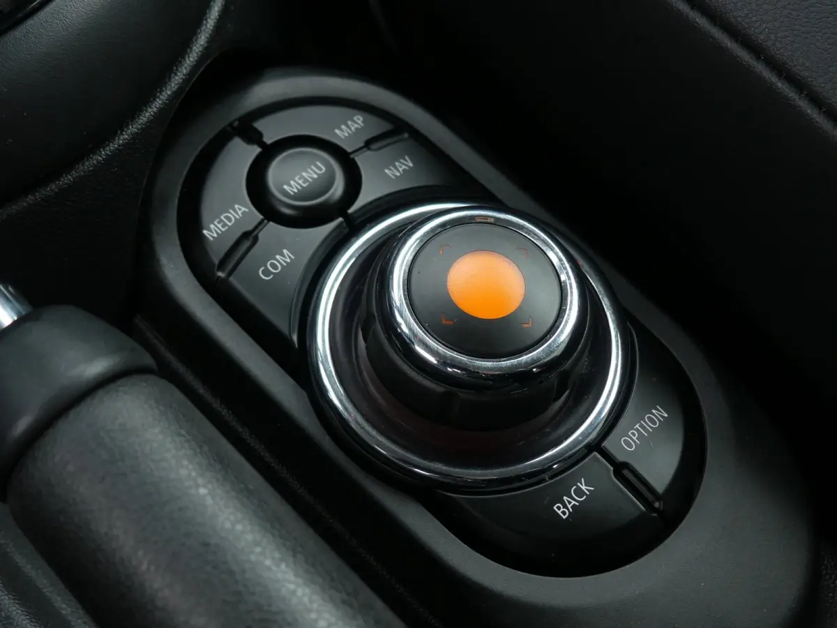 1.5 One Business Edition / Navigatie /
