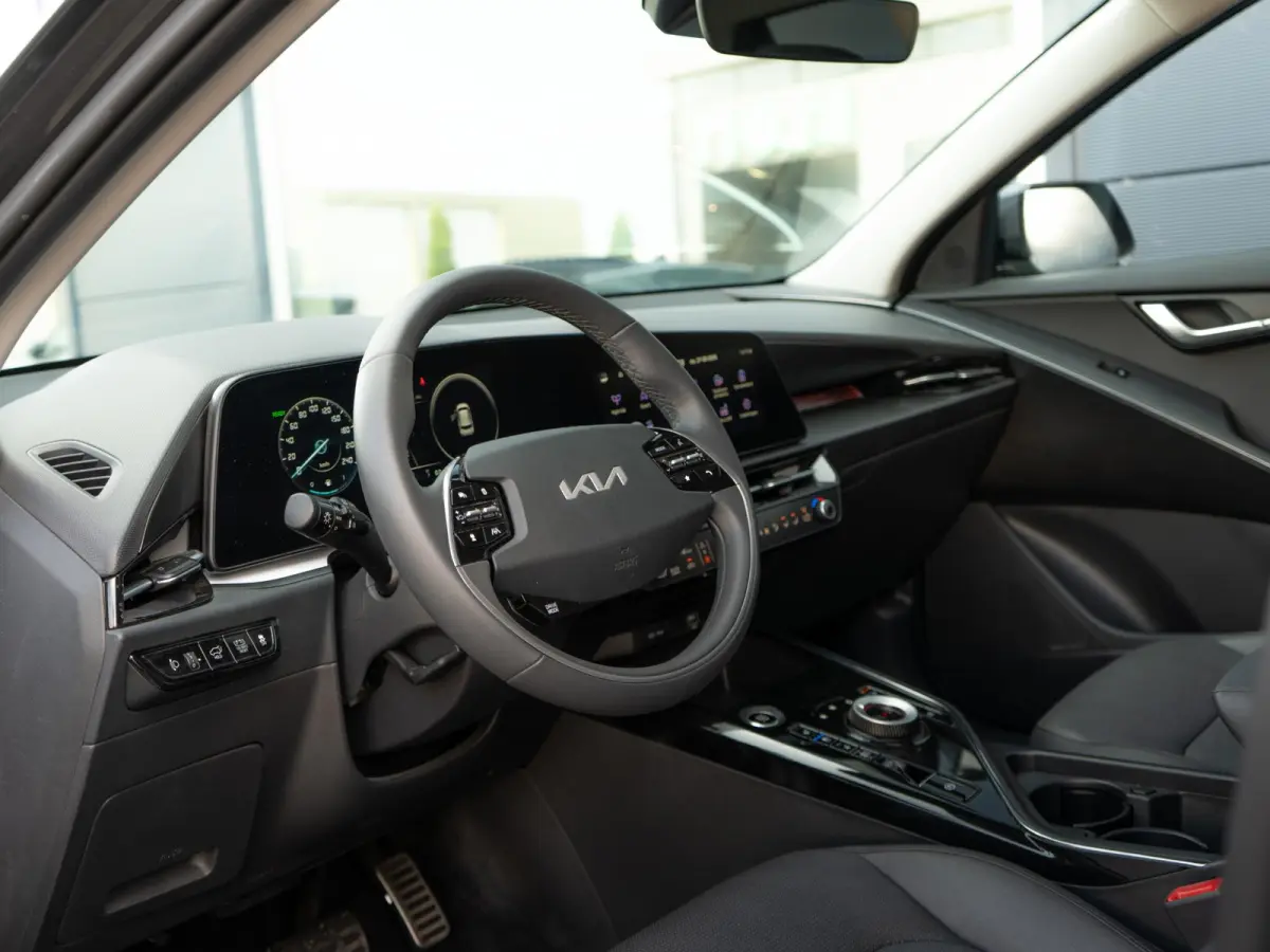 1.6 GDi Hybrid ExecutiveLine Trekhaak | Stoel ventilatie | Schuifkanteldak | Harman en kardon | HUD | Stoelen en achterklep elektrisch