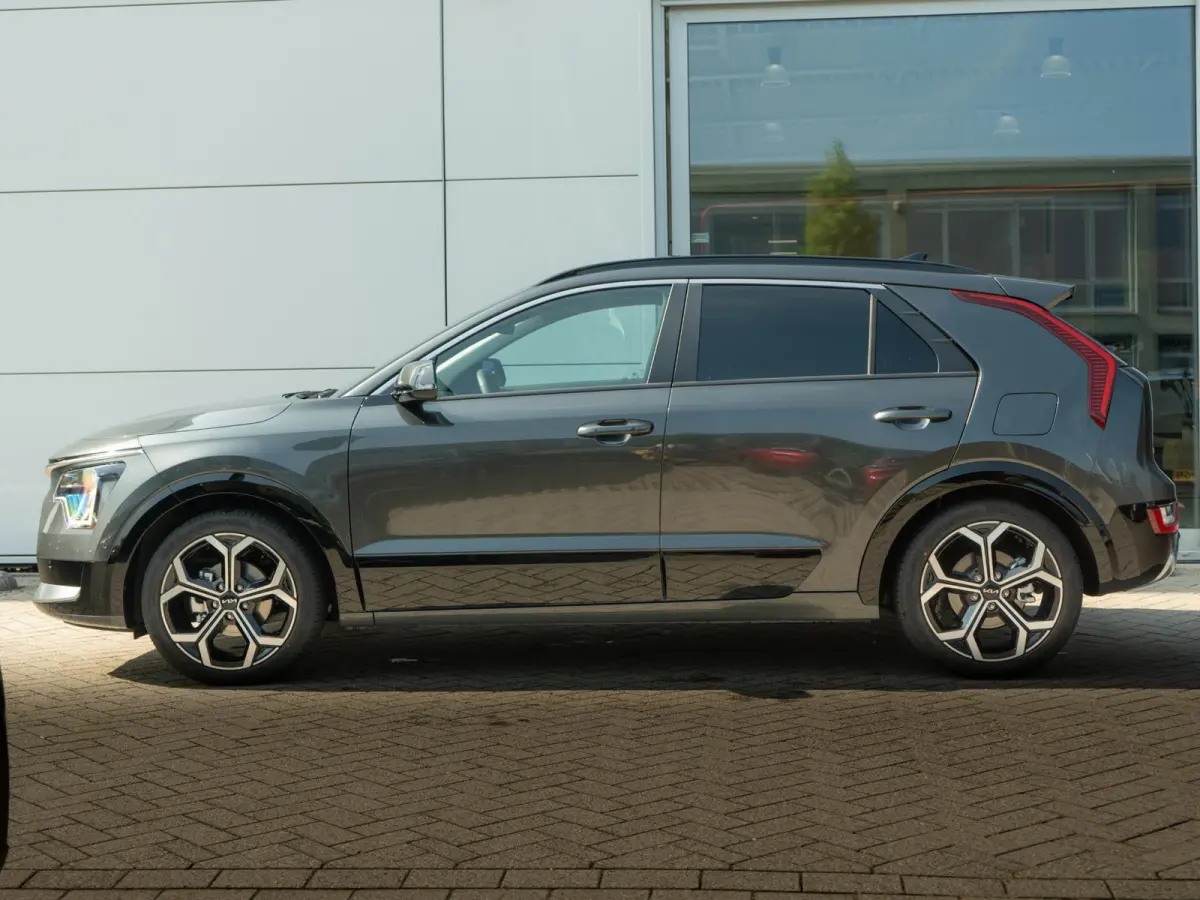 1.6 GDi Hybrid ExecutiveLine Trekhaak | Stoel ventilatie | Schuifkanteldak | Harman en kardon | HUD | Stoelen en achterklep elektrisch