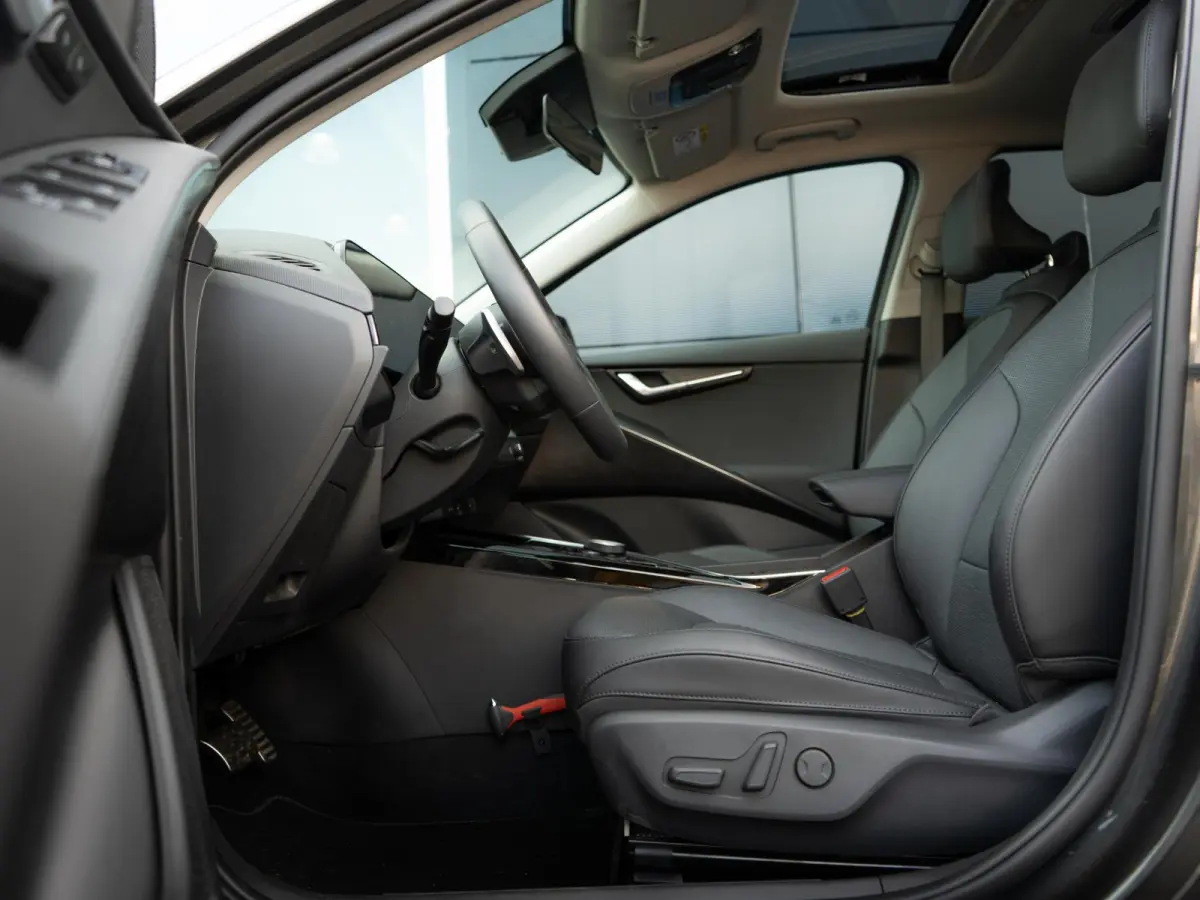 1.6 GDi Hybrid ExecutiveLine Trekhaak | Stoel ventilatie | Schuifkanteldak | Harman en kardon | HUD | Stoelen en achterklep elektrisch