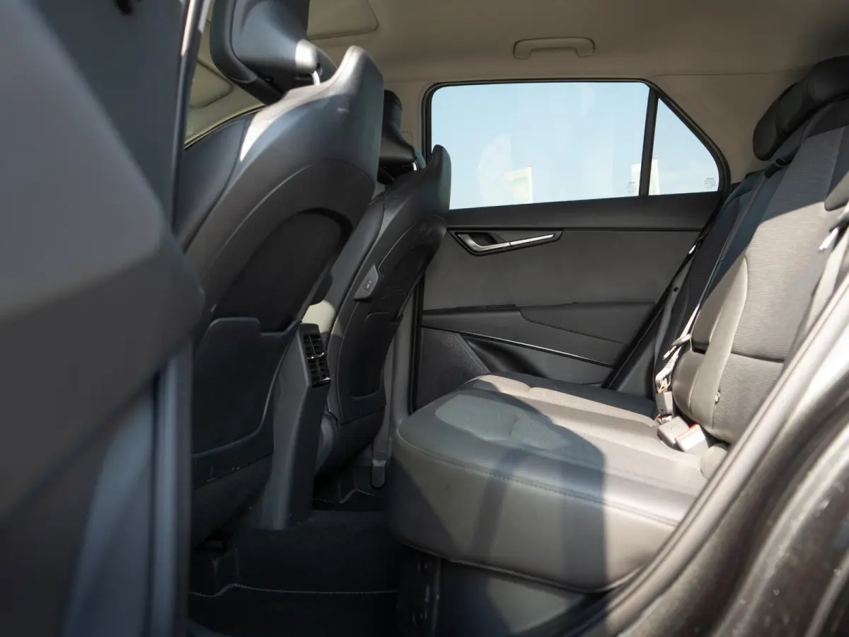 1.6 GDi Hybrid ExecutiveLine Trekhaak | Stoel ventilatie | Schuifkanteldak | Harman en kardon | HUD | Stoelen en achterklep elektrisch