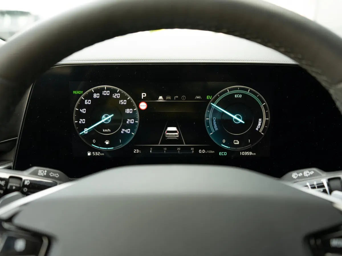 1.6 GDi Hybrid ExecutiveLine Trekhaak | Stoel ventilatie | Schuifkanteldak | Harman en kardon | HUD | Stoelen en achterklep elektrisch