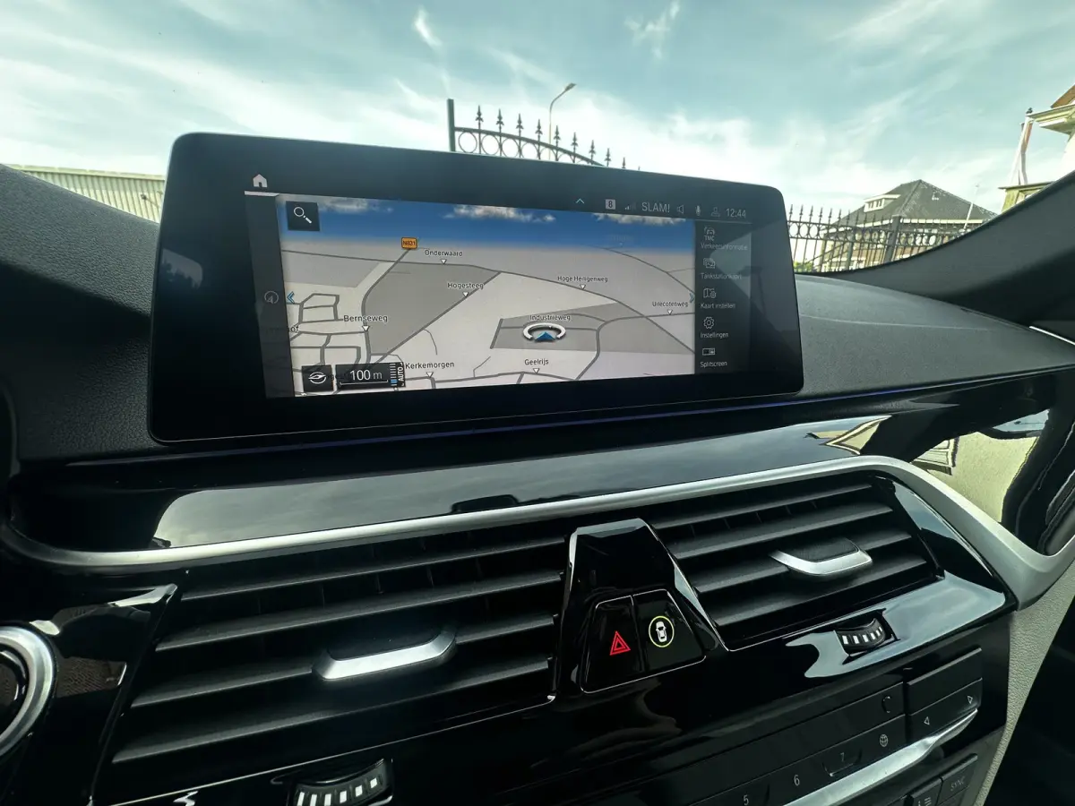 530e xDrive iPerformance M-Sport SOH 98.1%
