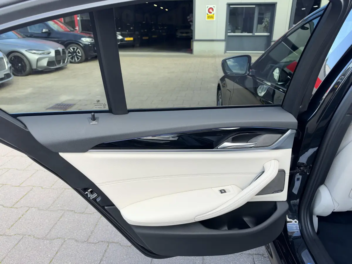530e xDrive iPerformance M-Sport SOH 98.1%