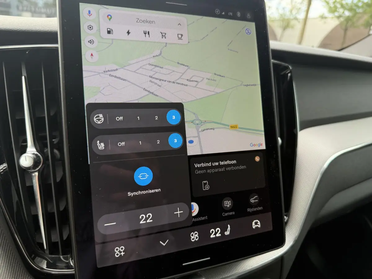 2.0 T8 Plug-in hybrid AWD Plus Black Edition VAN 58.900:,- VOOR:54.877,- UW HERFSTVOORDEEL: 4.023,-| UNIEK!| VAPOUR GREY| ELEKTRISCHE TREKHAAK| PANO| HK AUDIO| MEMORY STOELEN| HUD| 360 CAMER
