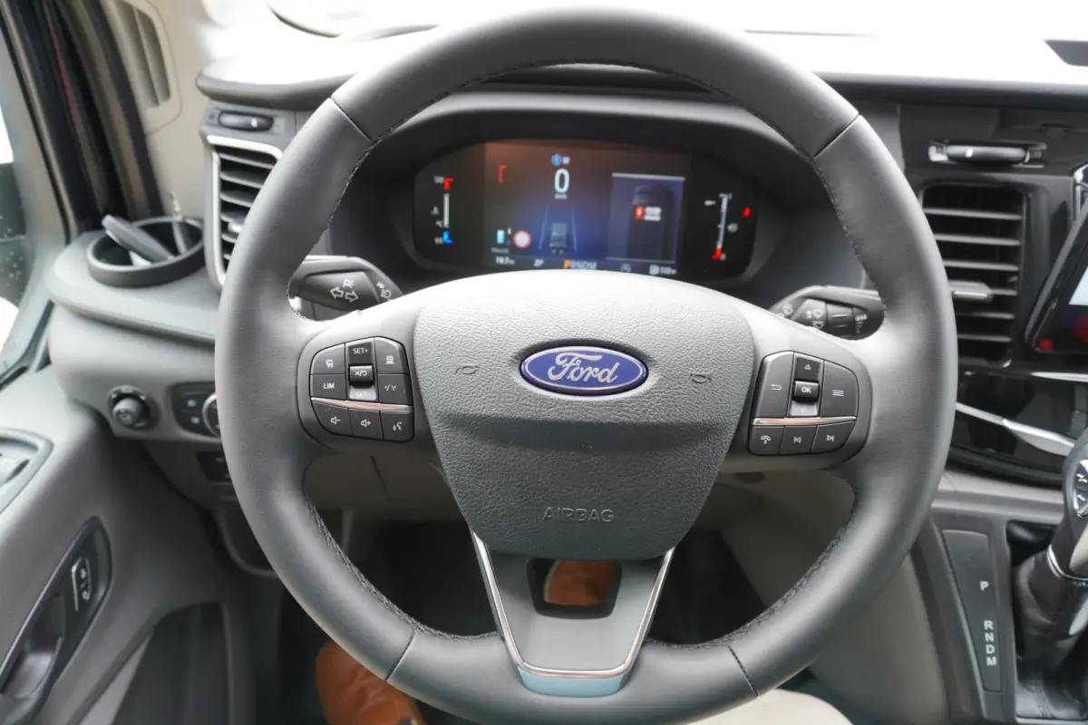 350 2.0 TDCI 165PK L3H2 Limited RWD Automaat/Trekhaak 3.500kg nr. V003 | Airco | Adap.Cruise | Navi