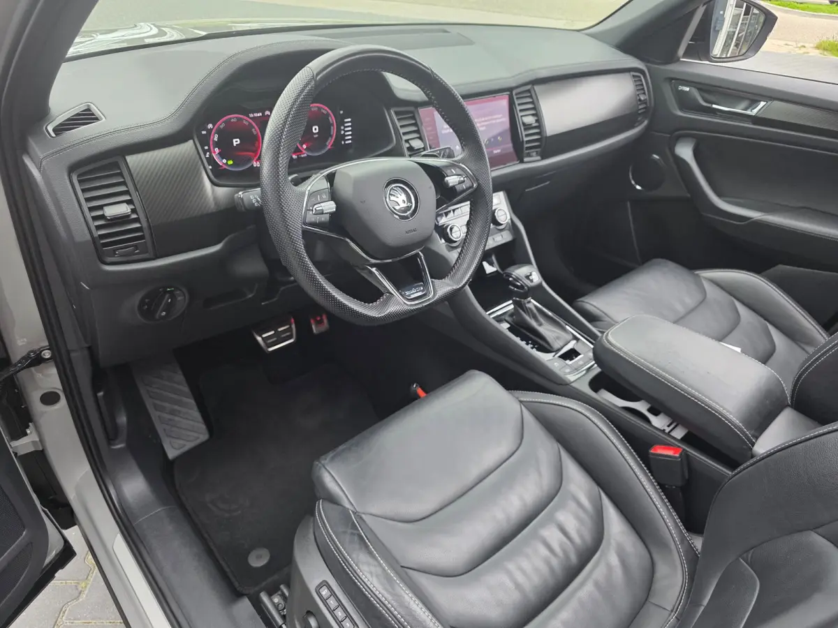1.5 TSI Sportline Business 7P | FULL OPTION | LEDER | PANO | TREKHAAK |