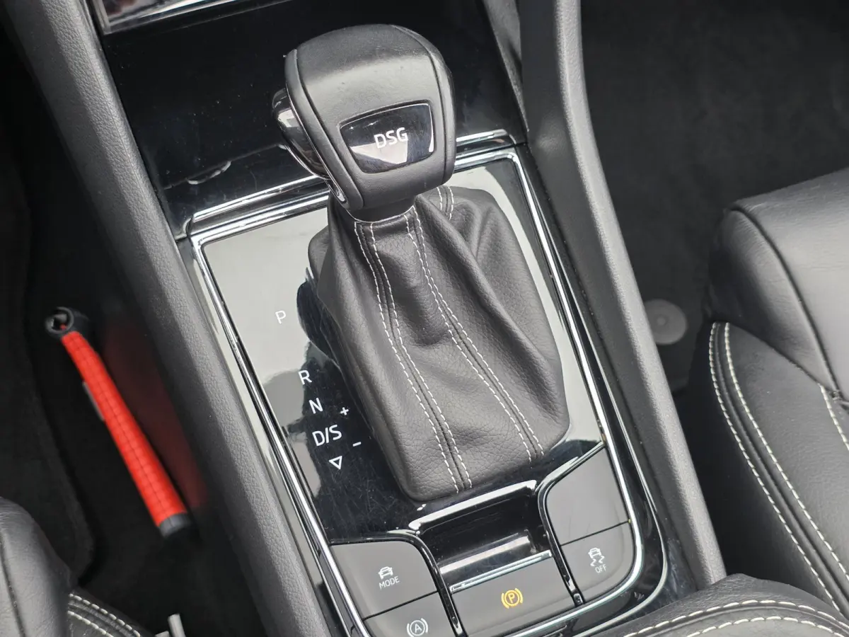 1.5 TSI Sportline Business 7P | FULL OPTION | LEDER | PANO | TREKHAAK |