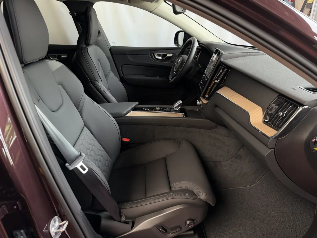 2.0 T8 455PK AWD PLUS DARK NIEUWE AUTO HARMAN KARDON 360.CAM STOEL/STUUR VERW LEER