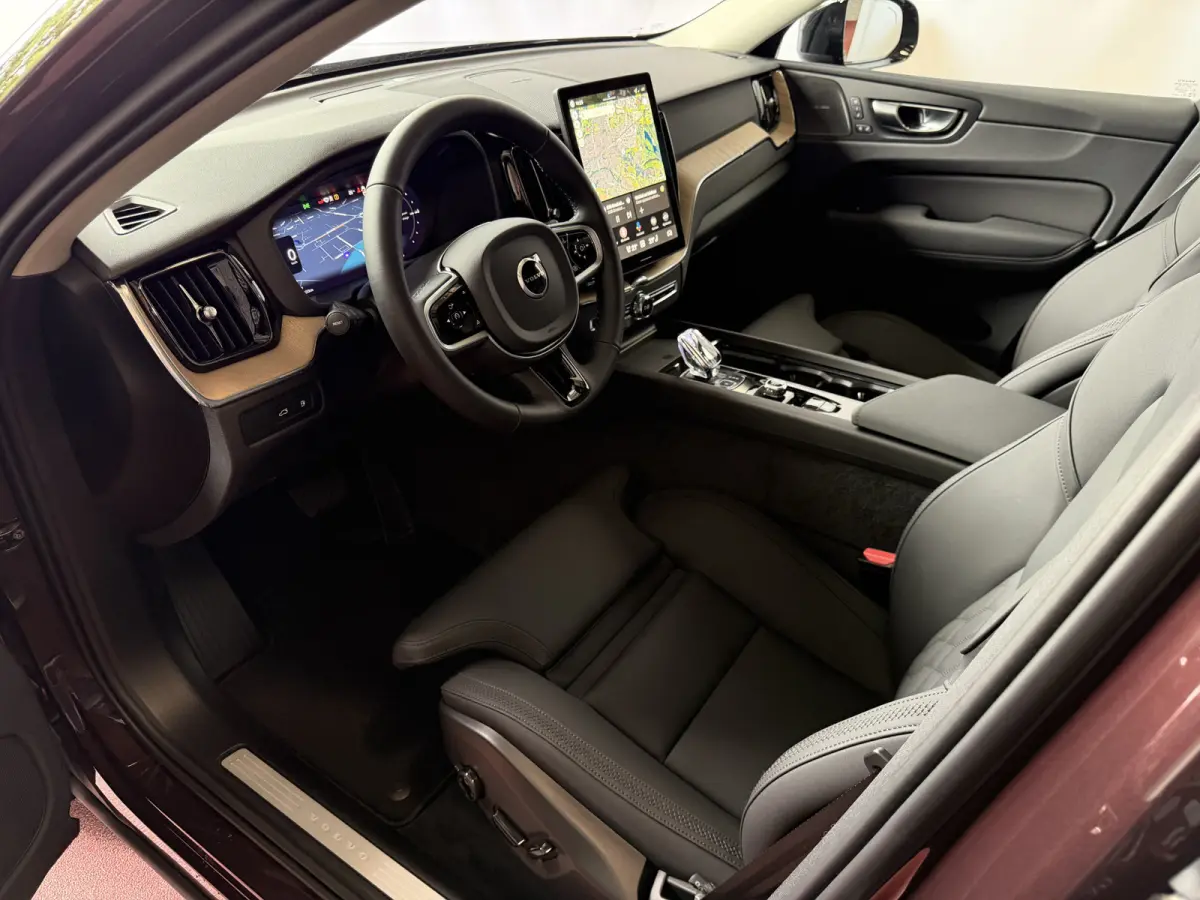 2.0 T8 455PK AWD PLUS DARK NIEUWE AUTO HARMAN KARDON 360.CAM STOEL/STUUR VERW LEER