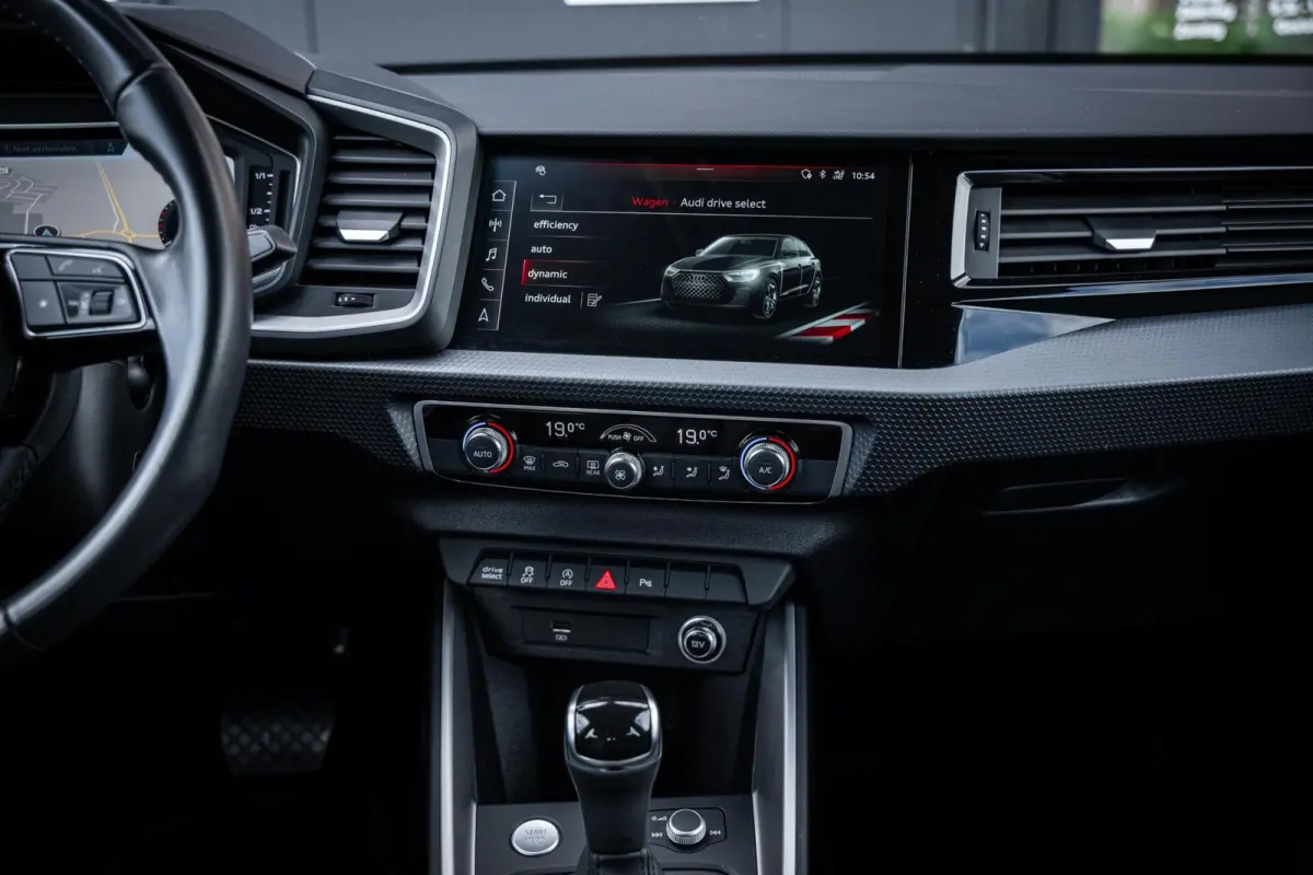 30 TFSI Pro Line*LEDER*NAVI*AUTOMAAT*LED*