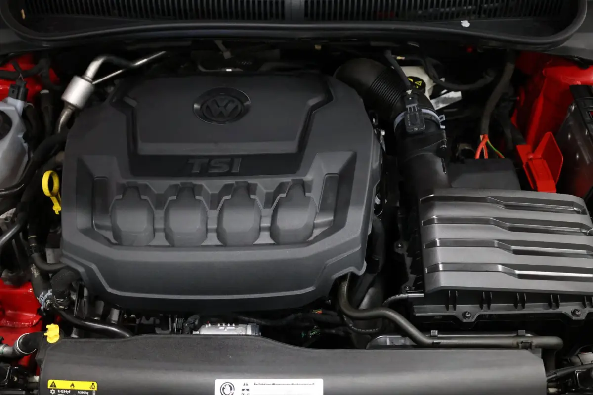 2.0 TSI GTI 200+PK LED/VIRTUAL/S.VERWARMING/18" LMV/PDC/CRUISE/ECC/12 MND GARANTIE!