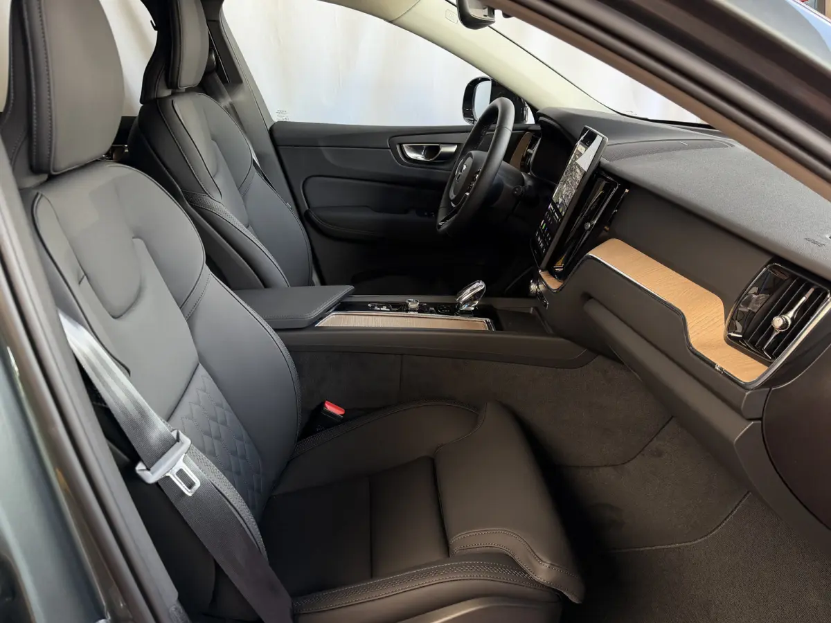 2.0 T8 455PK AWD PLUS DARK NIEUWE AUTO HARMAN KARDON 360.CAM STOEL/STUUR VERW LEER