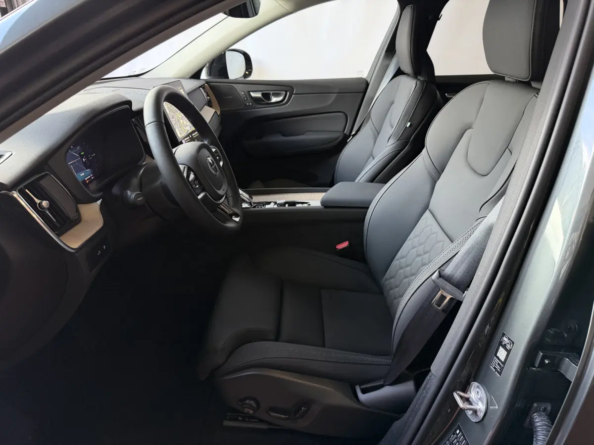 2.0 T8 455PK AWD PLUS DARK NIEUWE AUTO HARMAN KARDON 360.CAM STOEL/STUUR VERW LEER