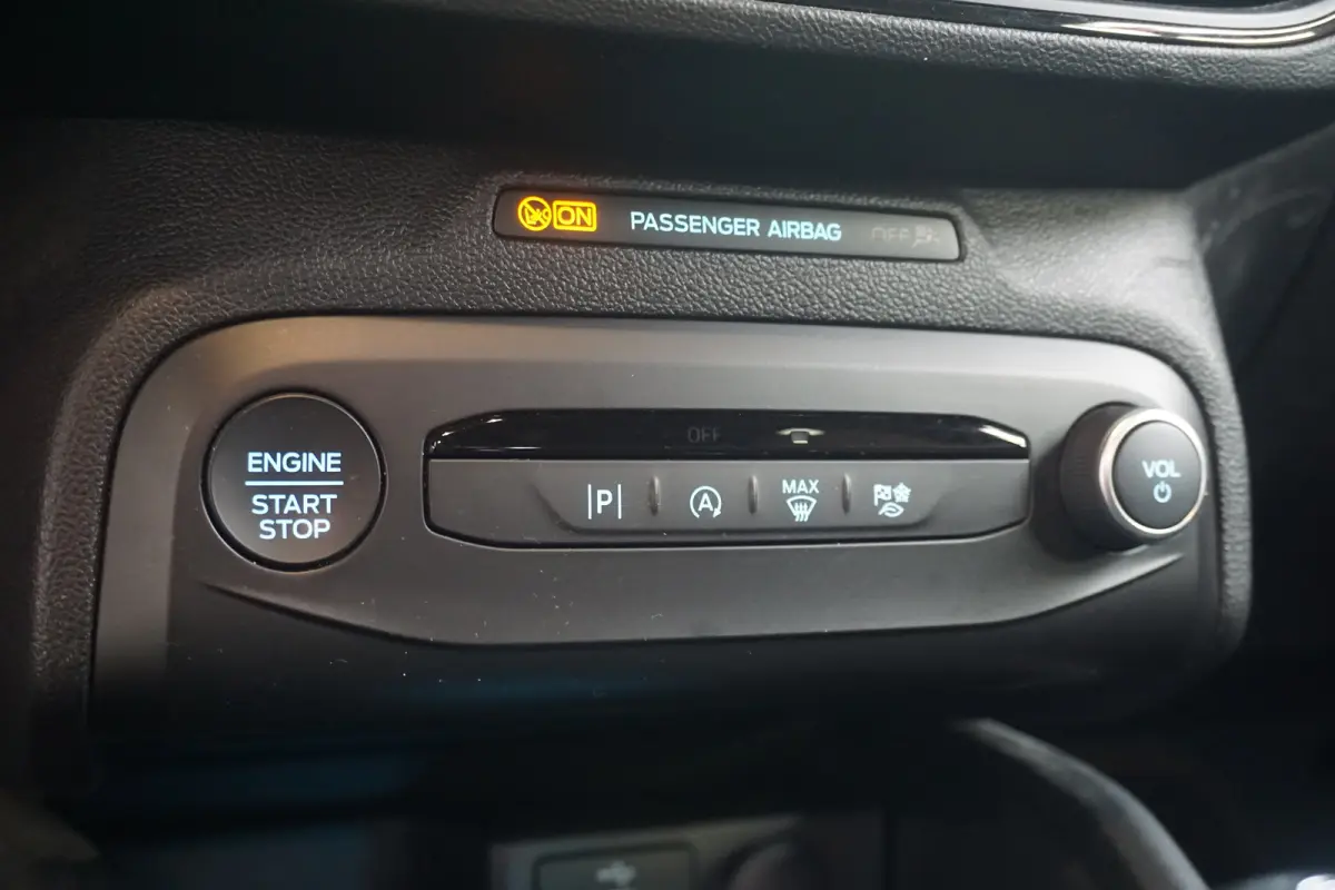 1.0 EcoBoost Hybrid ST Line | Achteruitrijcamera | Apple Carplay/Android Auto|telefoonintegratie premium | DAB ontvanger
