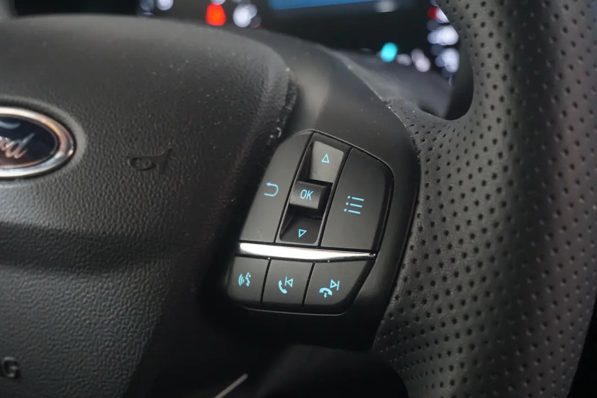 1.0 EcoBoost Hybrid ST Line | Achteruitrijcamera | Apple Carplay/Android Auto|telefoonintegratie premium | DAB ontvanger