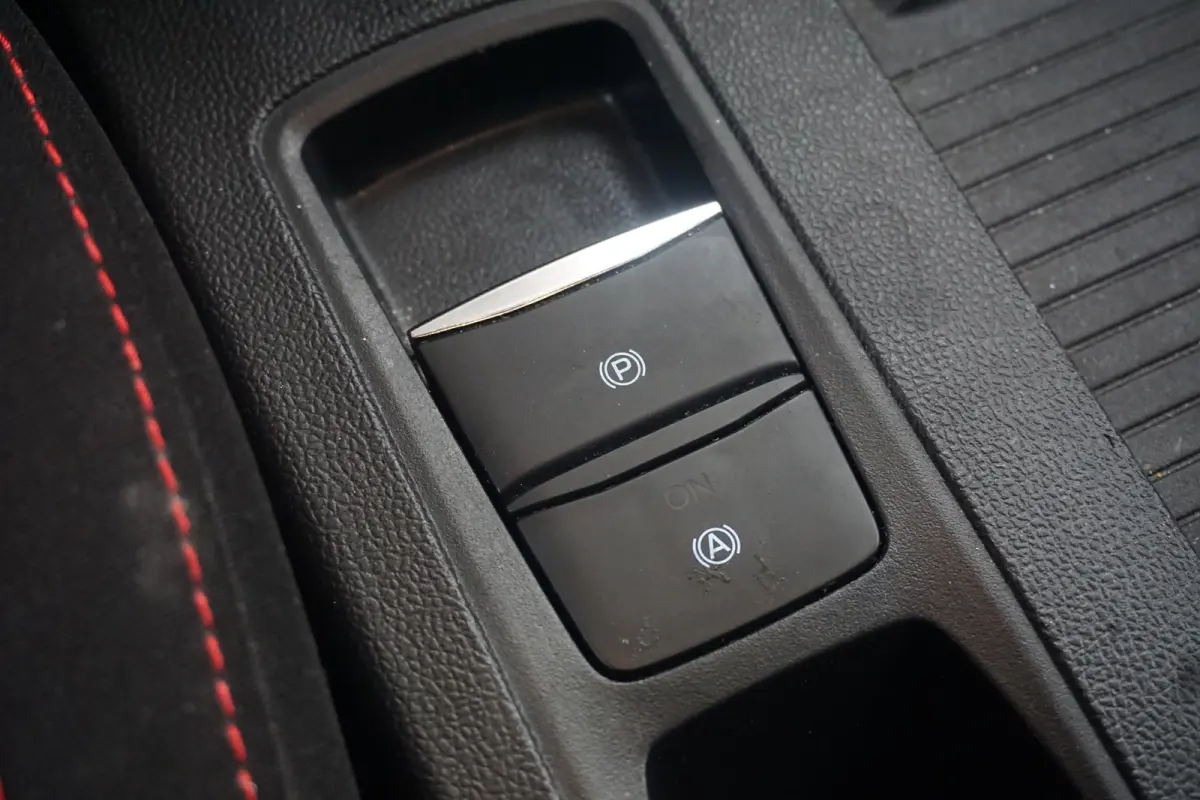 1.0 EcoBoost Hybrid ST Line | Achteruitrijcamera | Apple Carplay/Android Auto|telefoonintegratie premium | DAB ontvanger