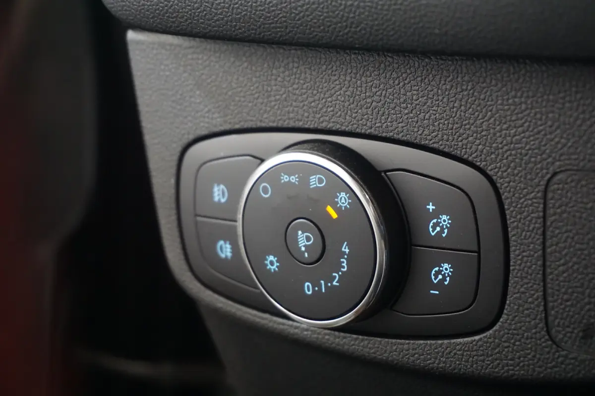 1.0 EcoBoost Hybrid ST Line | Achteruitrijcamera | Apple Carplay/Android Auto|telefoonintegratie premium | DAB ontvanger