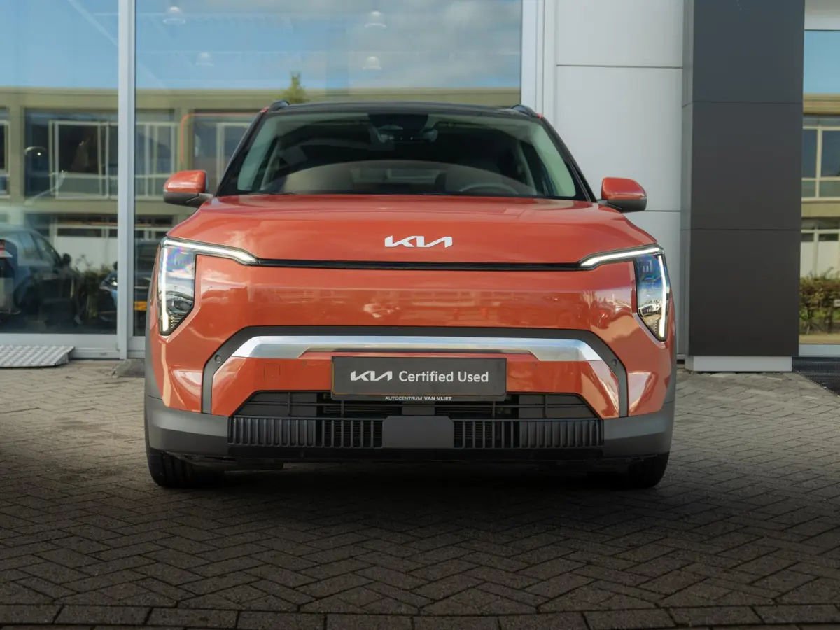 Plus Advanced 81.4 kWh | Panorama Schuifkantel dak | elektr. achterklep | Leder | Stoel & stuurverwarming l SOH 99%