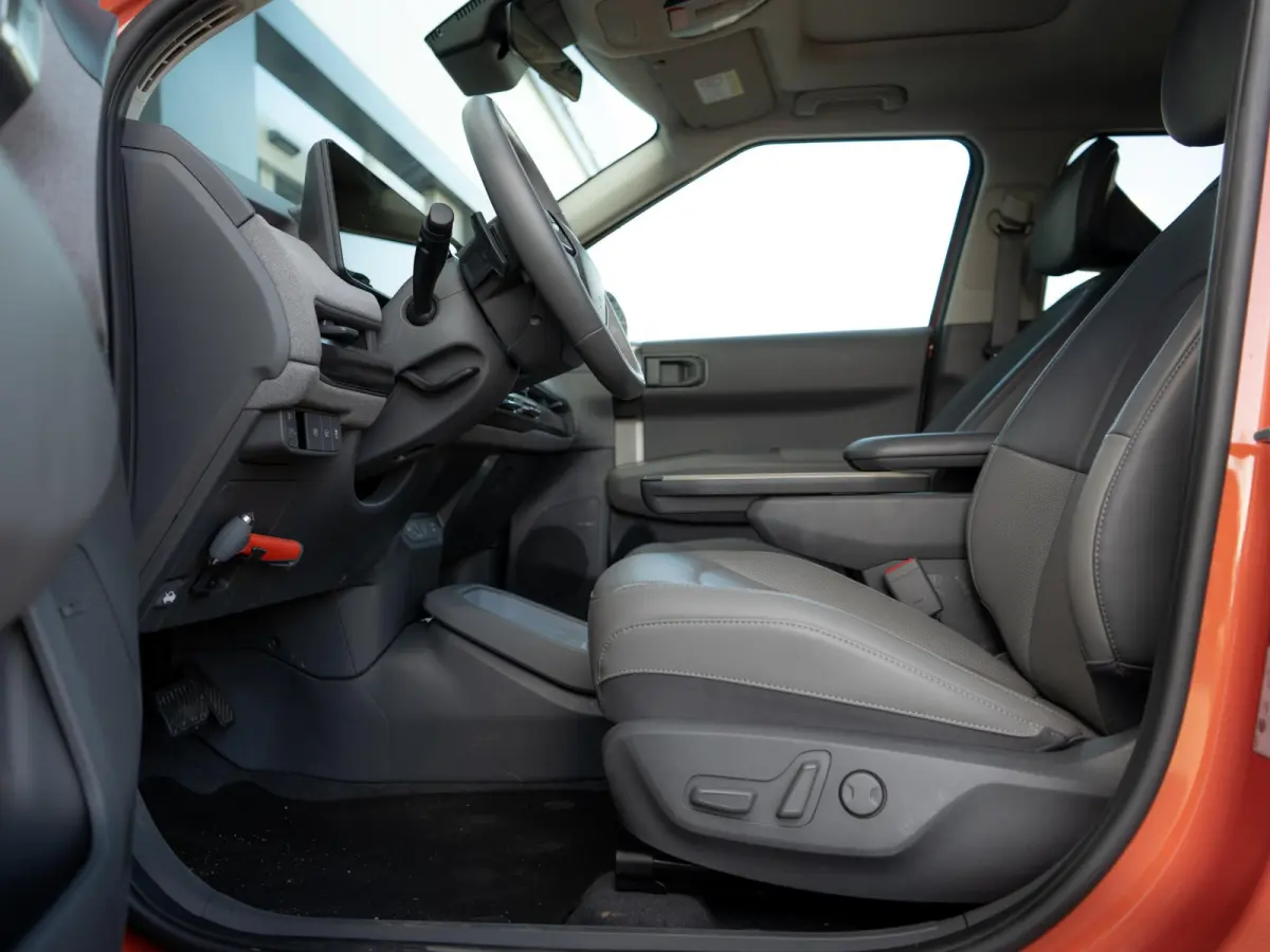 Plus Advanced 81.4 kWh | Panorama Schuifkantel dak | elektr. achterklep | Leder | Stoel & stuurverwarming l SOH 99%