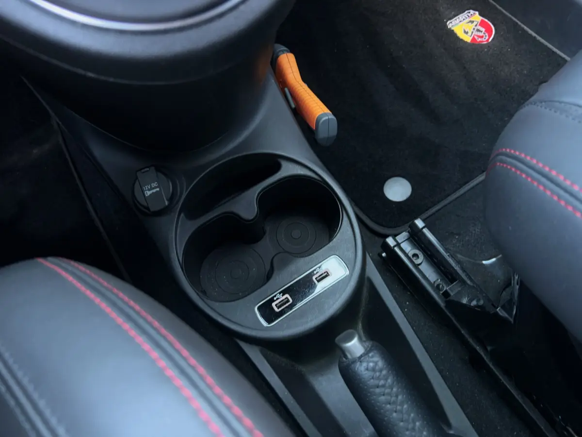 1.4 T-Jet Abarth Competizione | Carbon Kuipstoelen | Akrapovic | Nieuwstaat! |
