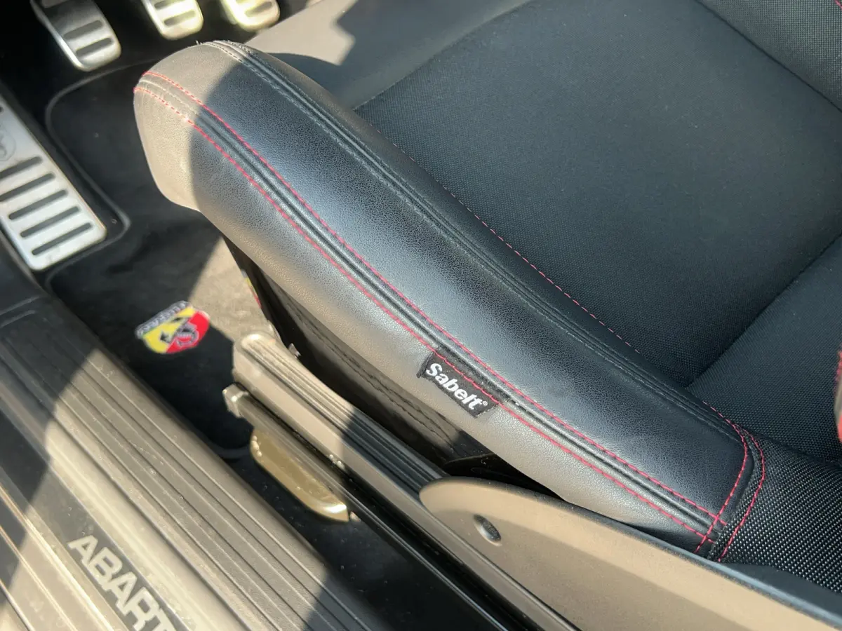 1.4 T-Jet Abarth Competizione | Carbon Kuipstoelen | Akrapovic | Nieuwstaat! |