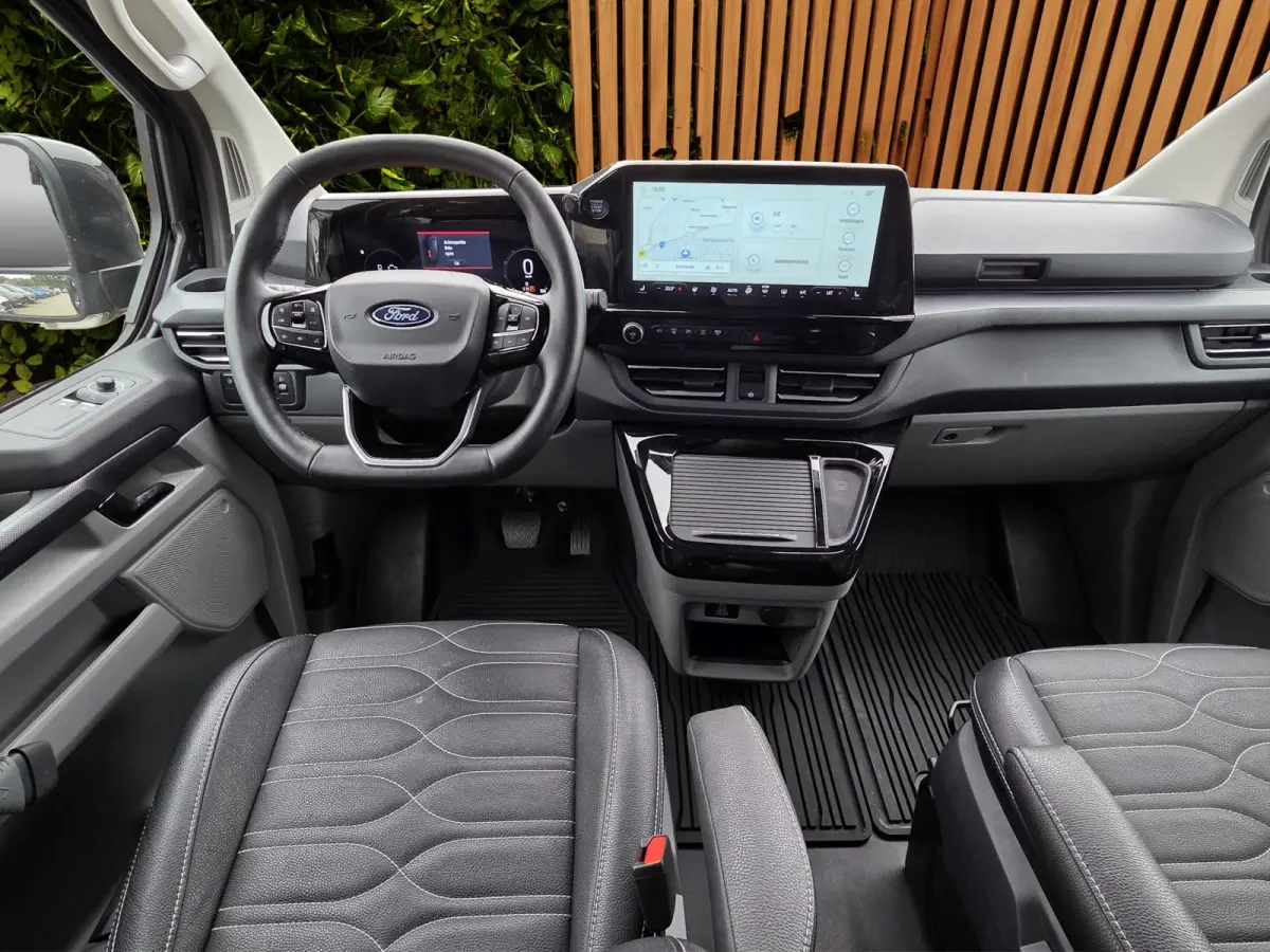 320 2.5 PHEV L2H1 Limited Black Platinum Dubbel Cabine 19'inch Lichtmetalen Velgen | 360. Cam | Adapt. Cruise | 5-persoons | Trekhaak | Stoelverwarming