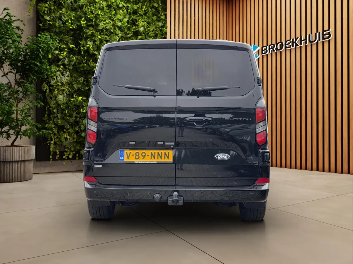 320 2.5 PHEV L2H1 Limited Black Platinum Dubbel Cabine 19'inch Lichtmetalen Velgen | 360. Cam | Adapt. Cruise | 5-persoons | Trekhaak | Stoelverwarming