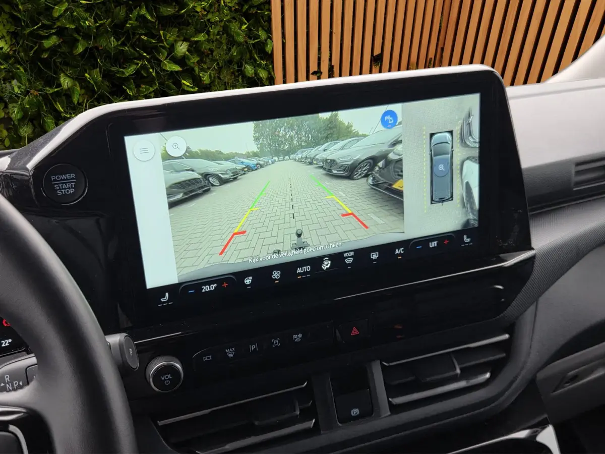 320 2.5 PHEV L2H1 Limited Black Platinum Dubbel Cabine 19'inch Lichtmetalen Velgen | 360. Cam | Adapt. Cruise | 5-persoons | Trekhaak | Stoelverwarming