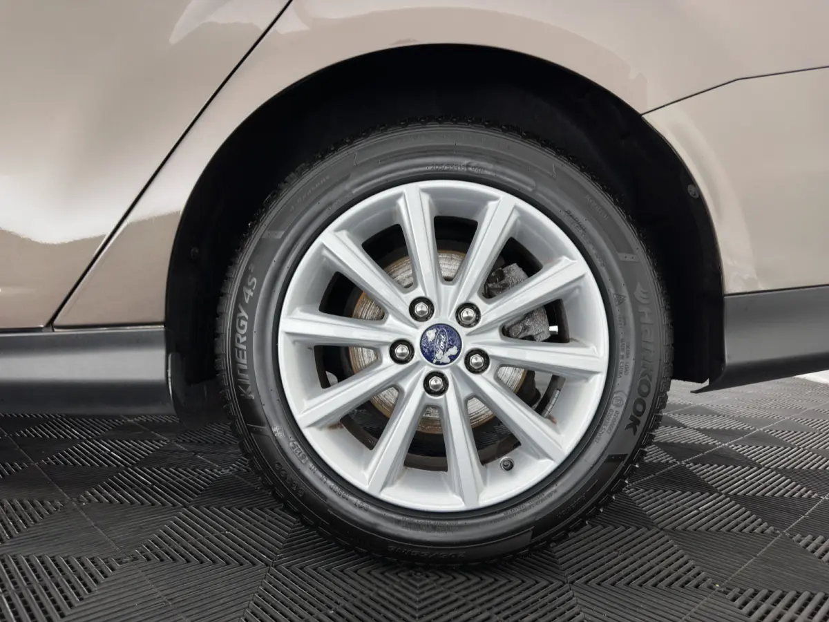 1.5 TDCI Titanium Aut. *NAVI-FULLMAP | HEATED-COMFORTSEATS | BLIND-SPOT | CAMERA | KEYLESS | PRIVACY-GLASS | ECC | PDC | CRUISE | 17''ALU*