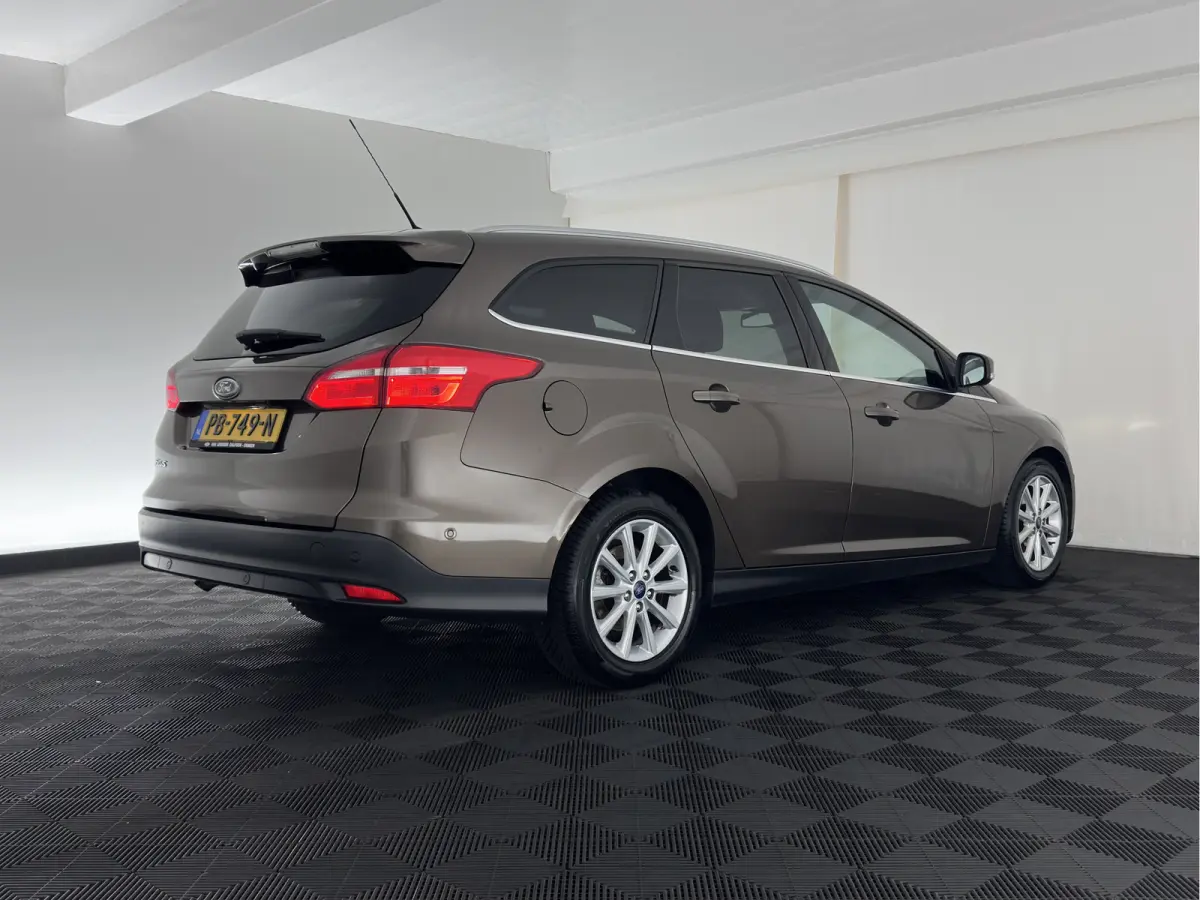 1.5 TDCI Titanium Aut. *NAVI-FULLMAP | HEATED-COMFORTSEATS | BLIND-SPOT | CAMERA | KEYLESS | PRIVACY-GLASS | ECC | PDC | CRUISE | 17''ALU*