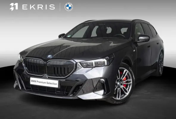 550e xDrive | M Sportpakket Pro | Comfort Access | Driving Assistant Professional | 19 inch | Harman Kardon | Panoramadak | Trekhaak