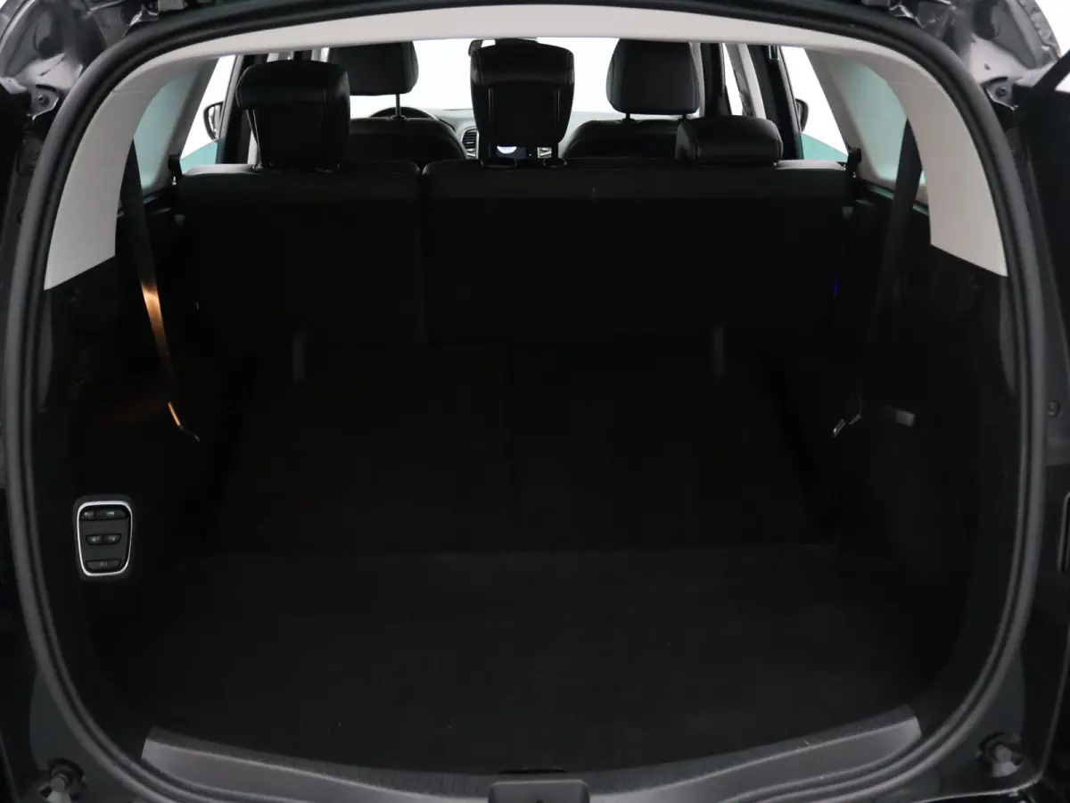 140pk TCe Intens 7p. Apple Carplay/Android Auto | Climate