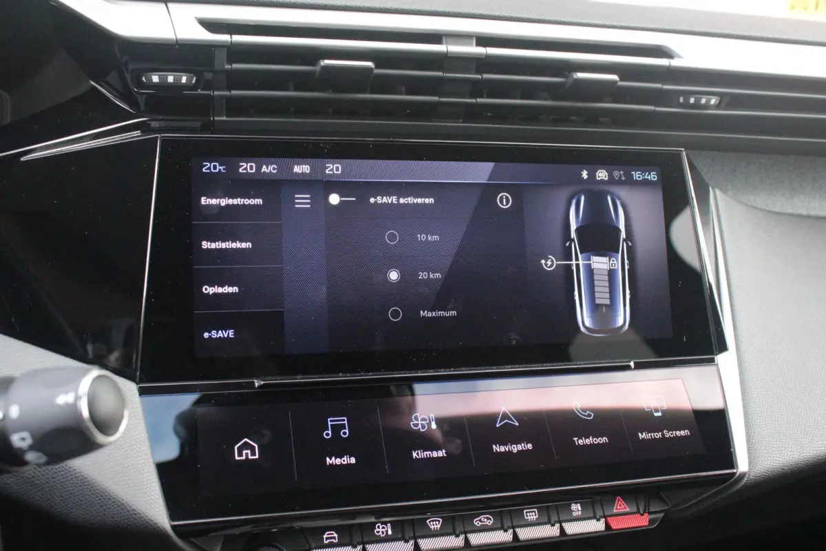 1.6 Plug-in Hybrid 180PK ALLURE | ACHTERUITRIJ CAMERA | NAVIGATIE | DRAADLOZE APPLE CARPLAY/ANDROID AUTO | DAB+ RADIO | ADAPTIVE CRUISE CONTROL | 17" LICHTMETALEN VELGEN | CLIMATE CONTROL |