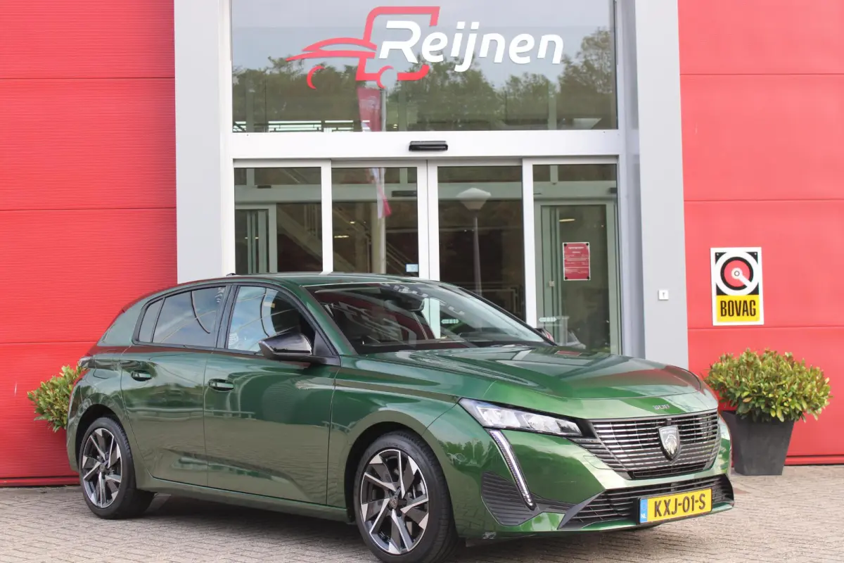 1.6 Plug-in Hybrid 180PK ALLURE | ACHTERUITRIJ CAMERA | NAVIGATIE | DRAADLOZE APPLE CARPLAY/ANDROID AUTO | DAB+ RADIO | ADAPTIVE CRUISE CONTROL | 17" LICHTMETALEN VELGEN | CLIMATE CONTROL |