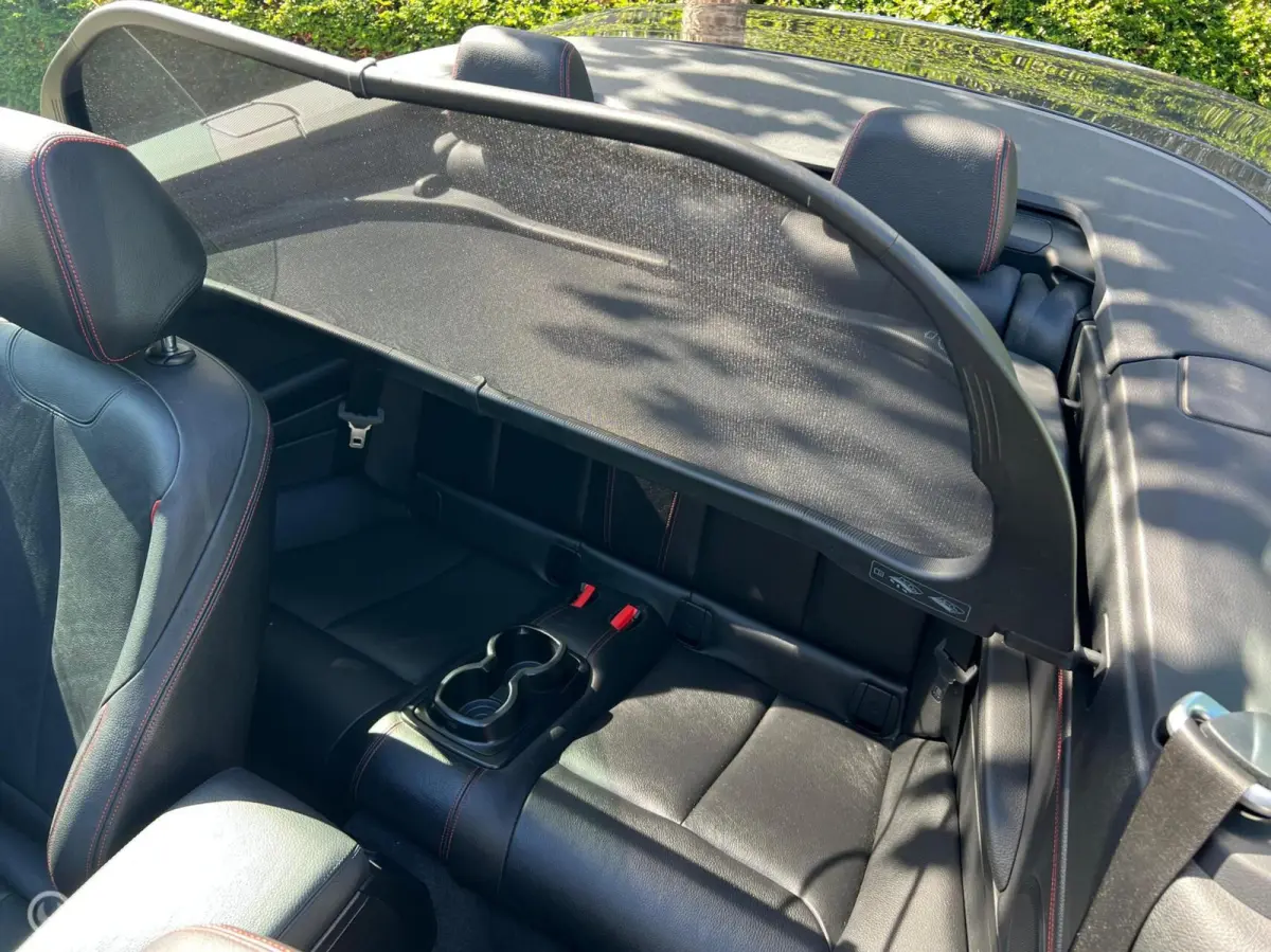 218i M Sport | CarPlay | Leer | Stoelver| PDC
