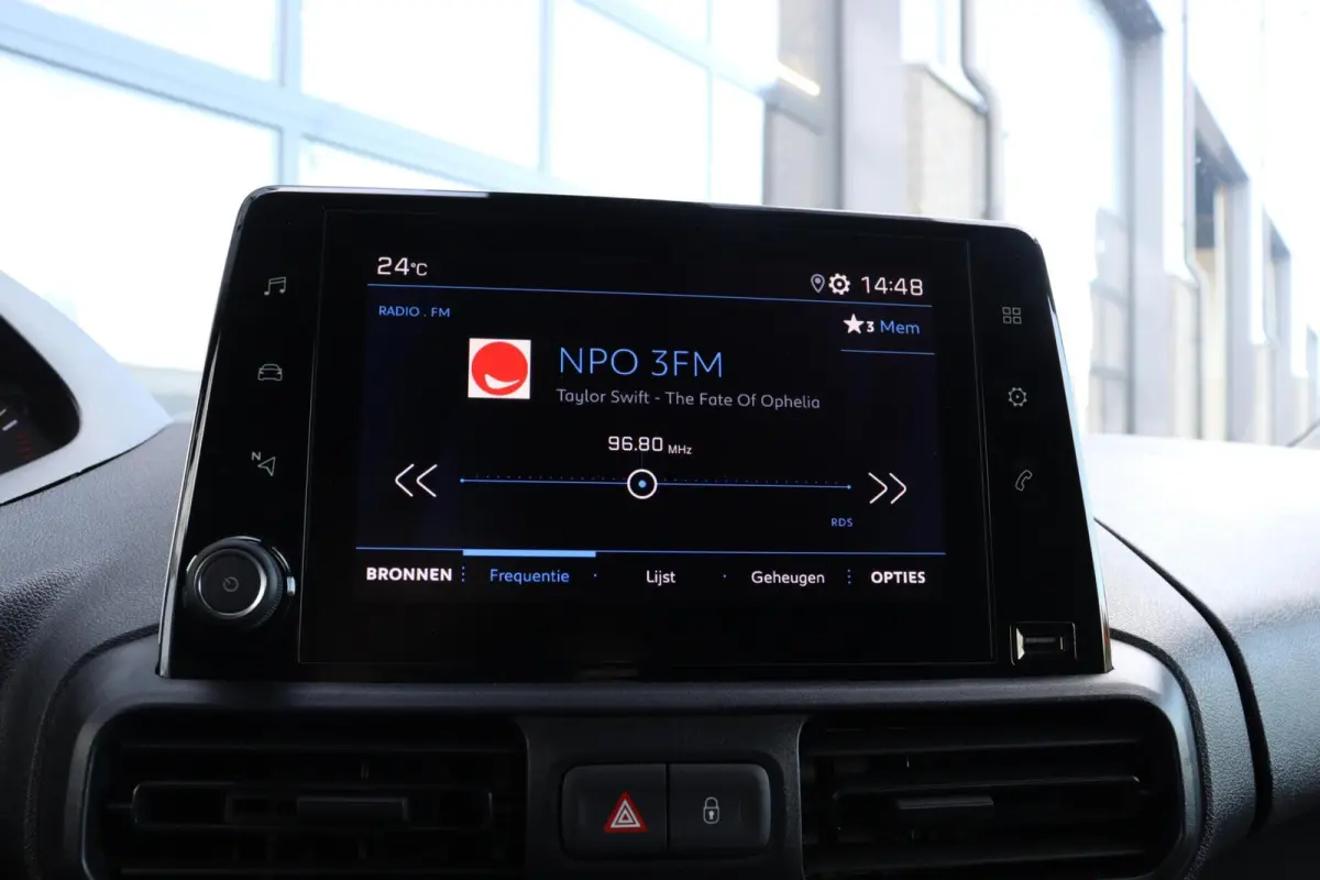 bestel 1.5 BlueHDI Long L2H1 l AUTOMAAT l CAMERA l CARPLAY l AUDIO INSTALLATIE