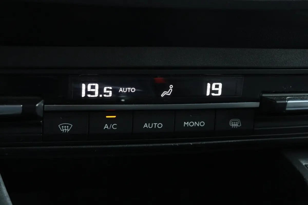 bestel 1.5 BlueHDI Long L2H1 l AUTOMAAT l CAMERA l CARPLAY l AUDIO INSTALLATIE