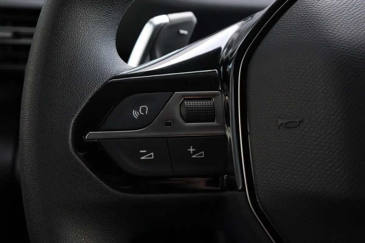 bestel 1.5 BlueHDI Long L2H1 l AUTOMAAT l CAMERA l CARPLAY l AUDIO INSTALLATIE