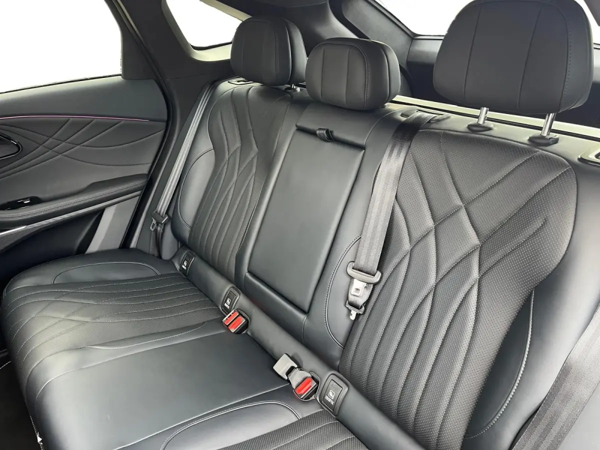 1.5T-GDi SHS-P Premium 5p | 145 km elektrisch rijbereik | Full Options | Stoelverwarming-/ventilatie | Panorama dak | Leder| Memory seats | Sony Premium audio