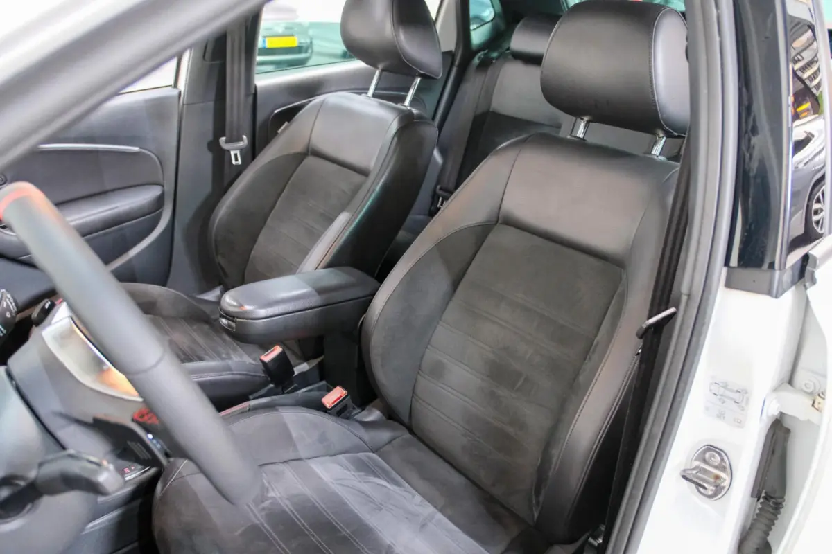 GTI | Pano | Carplay |Alcantara | VOL