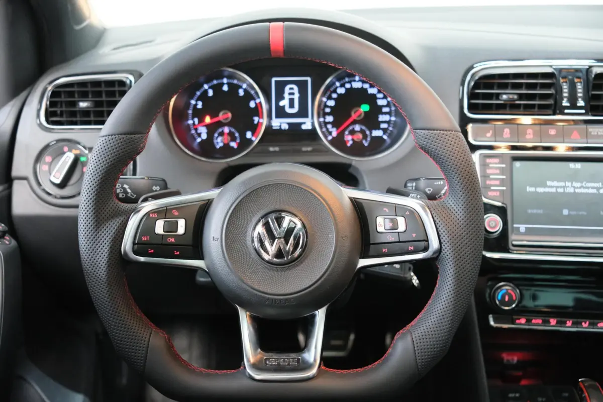 GTI | Pano | Carplay |Alcantara | VOL